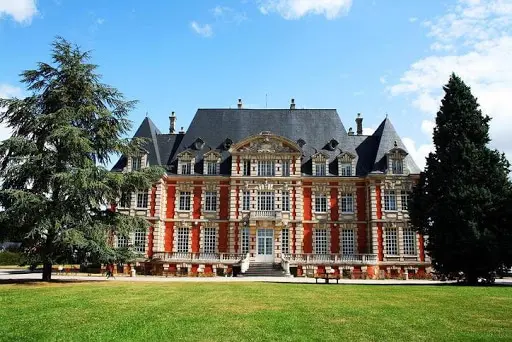 Retour sur le lancement du campus virtuel de NEOMA BS