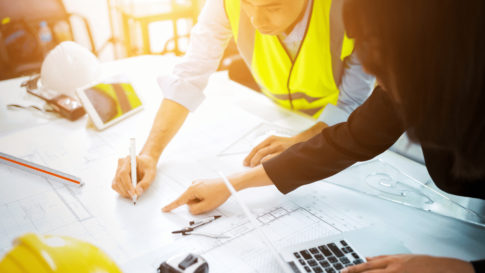  Les 30 compétences clés pour les activités industrielles et du BTP