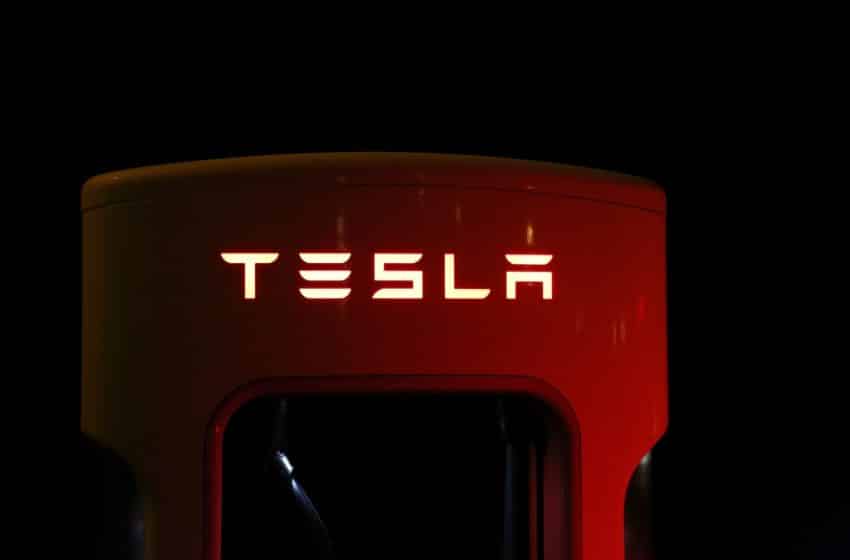 Tesla PI : le premier smartphone d’Elon Musk