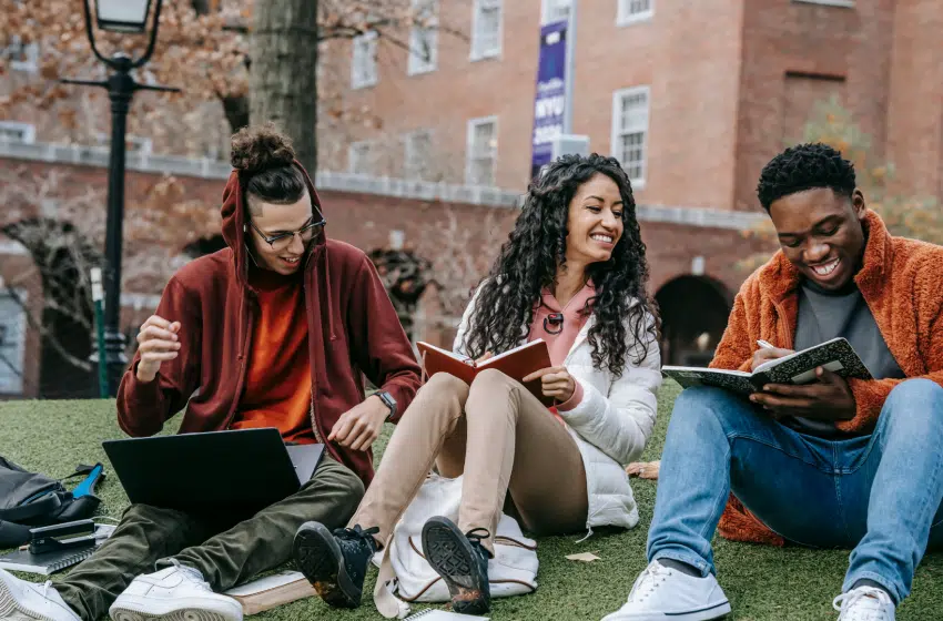 Gagnez 1000€ en partageant votre rêve pour le campus étudiant de demain avec Asap Idea