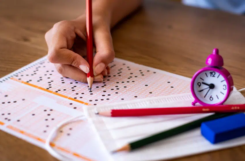 Quelle est la différence entre le TOEIC et le TOEFL ?