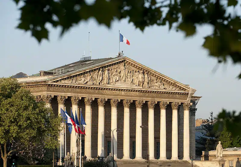 Pourquoi un tel débat autour de l&rsquo;Assemblée Nationale ?