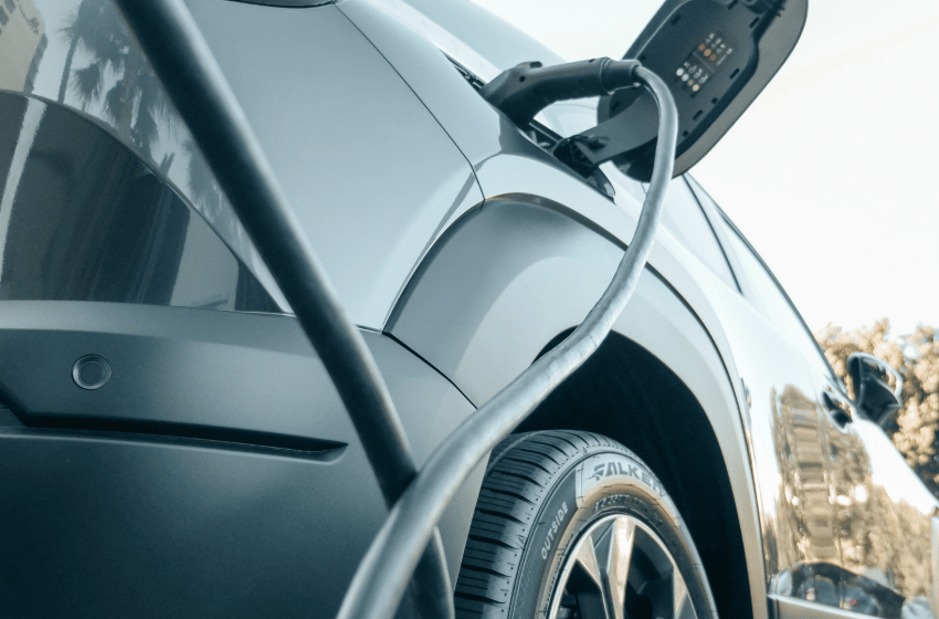 Zeplug et ses bornes de recharge pour voitures électriques lèvent 240 millions d’euros
