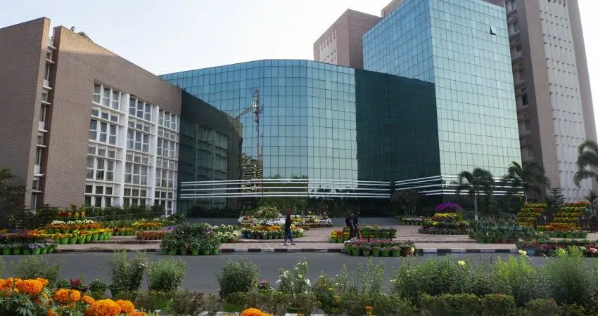 emlyon inde