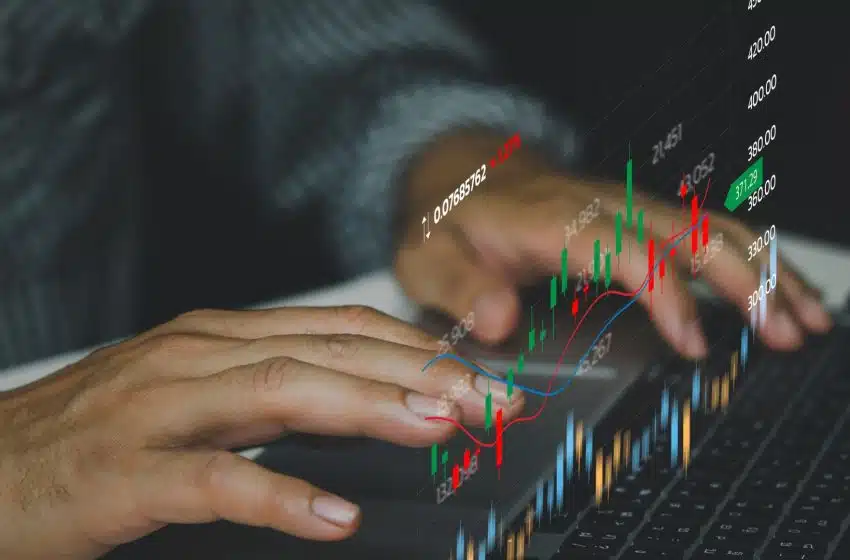 Zoom sur le métier de Trader : salaires, compétences, masters