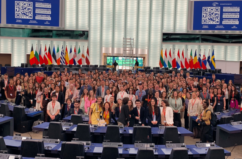 Rentrée 2023 : EM Strasbourg investit le Parlement européen !