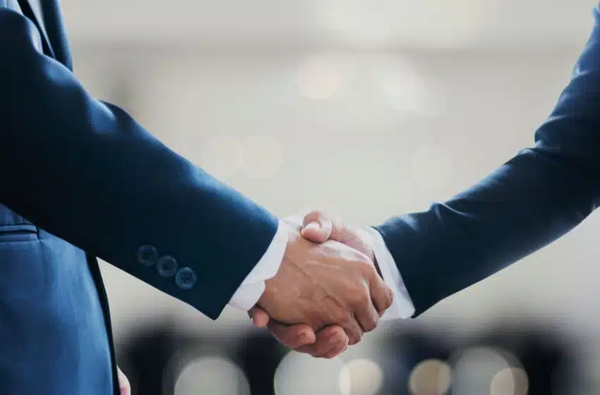 Le dossier Orange : salaires, recrutement et avantages
