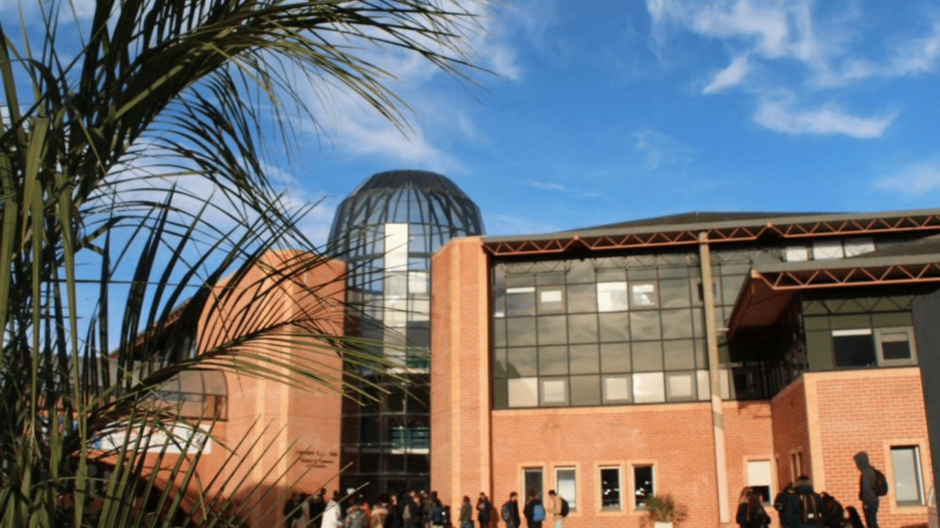ESC Pau BS change de nom et devient éklore School of Management