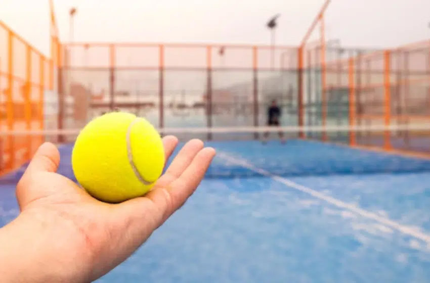 Rencontre avec Romain et Louis – Co-fondateurs de Paris Padel, la nouvelle adresse des sports de raquettes à Paris