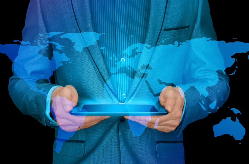 Les GAFAM : entreprises, business, risques