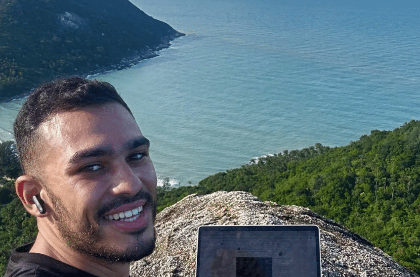 Interview avec Walid Benjelloun, connu comme Le Recruteur à la Plage sur LinkedIn !