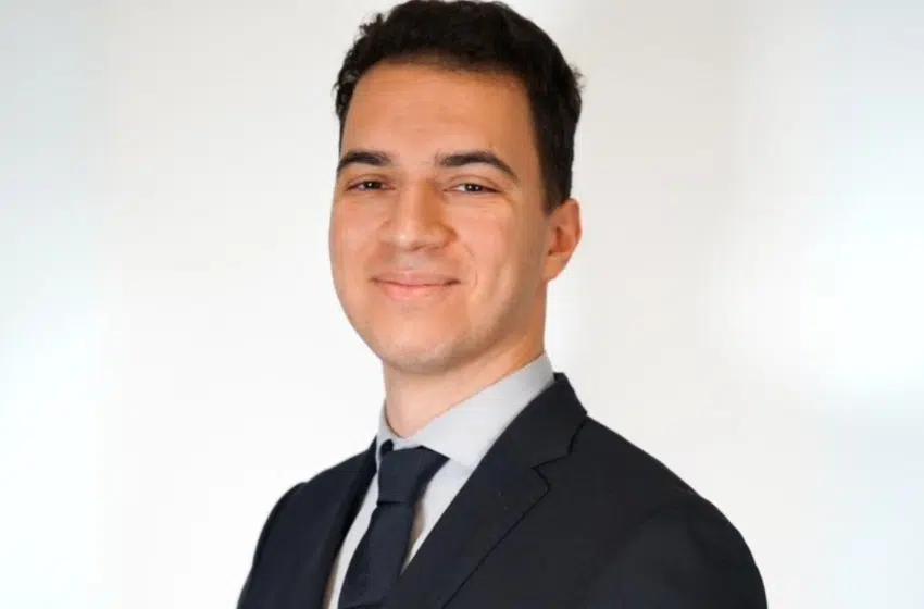 Interview d&rsquo;Adam Bouaricha, étudiant à emlyon et stagiaire à PwC
