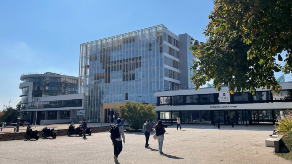 CAMPUS ESSEC