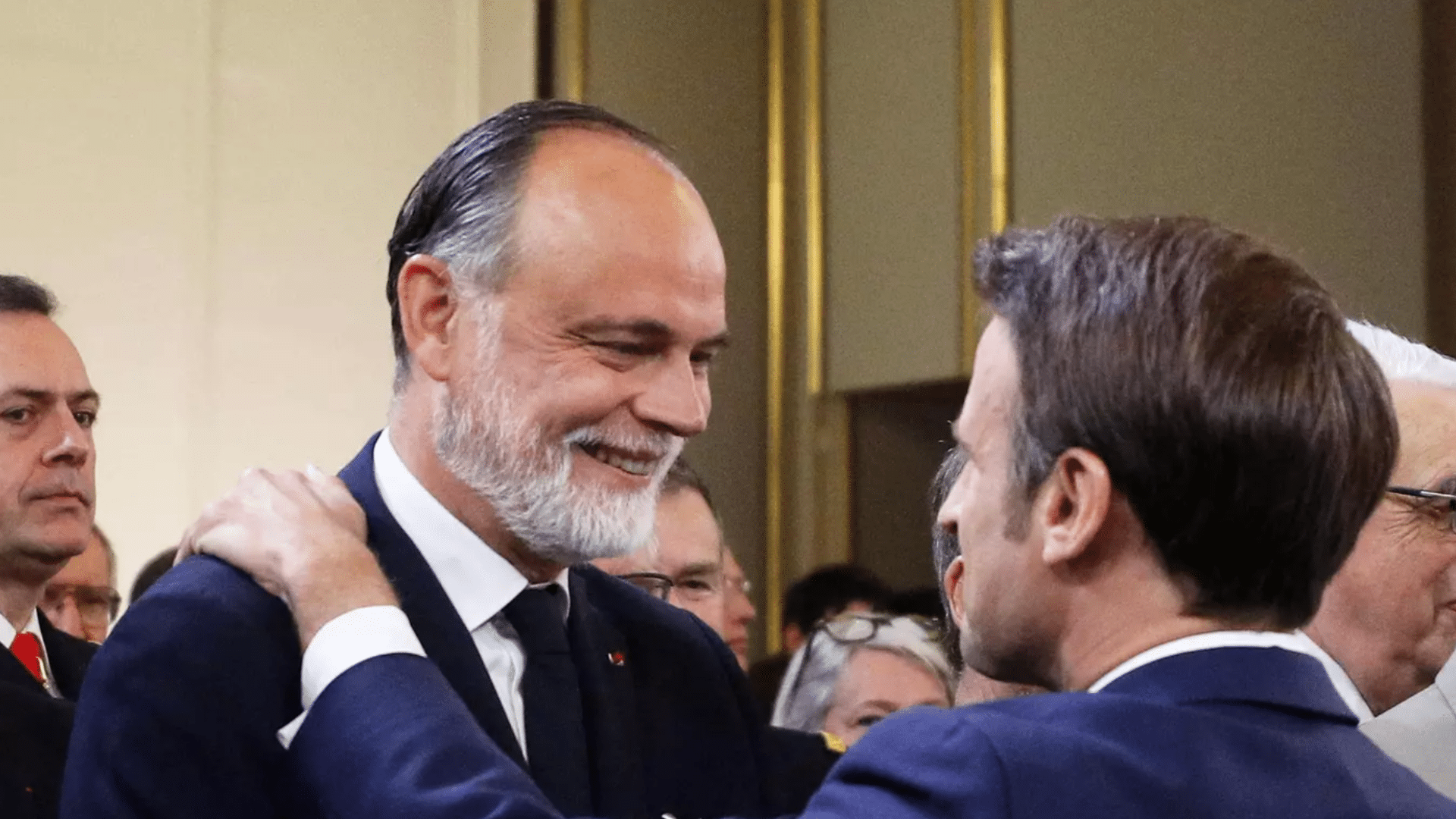 Edouard Philippe : parcours, gestion de crises, engagements