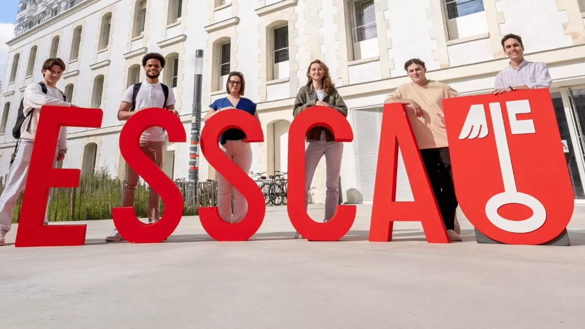 L’international à l’ESSCA : campus, doubles-diplômes, universités partenaires…