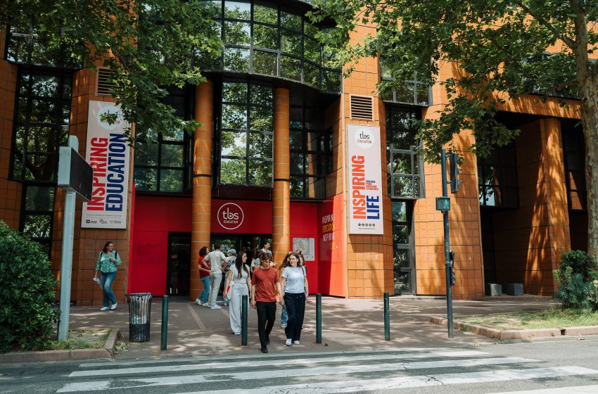  TBS Education renforce son engagement avec l’APHEC pour valoriser les classes préparatoires