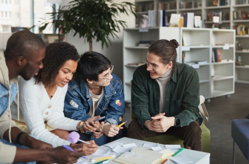  Top 5 des associations qui boostent ton CV en école