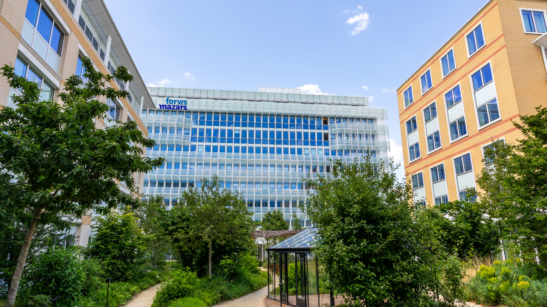 Forvis Mazars réinvente ses bureaux avec le Campus « Carré Vert » Forvis Mazars réinvente ses bureaux avec le Campus « Carré Vert »
