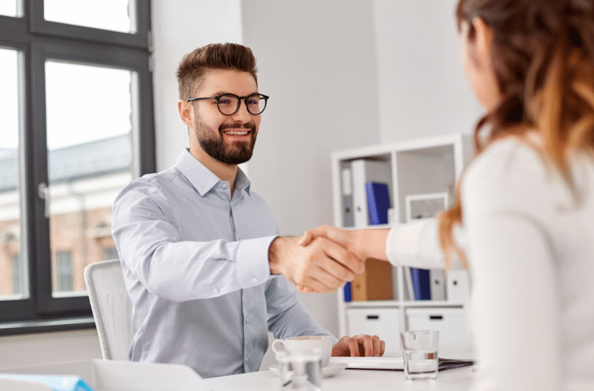  Emploi étudiant : comment trouver un job flexible adapté à son emploi du temps ?