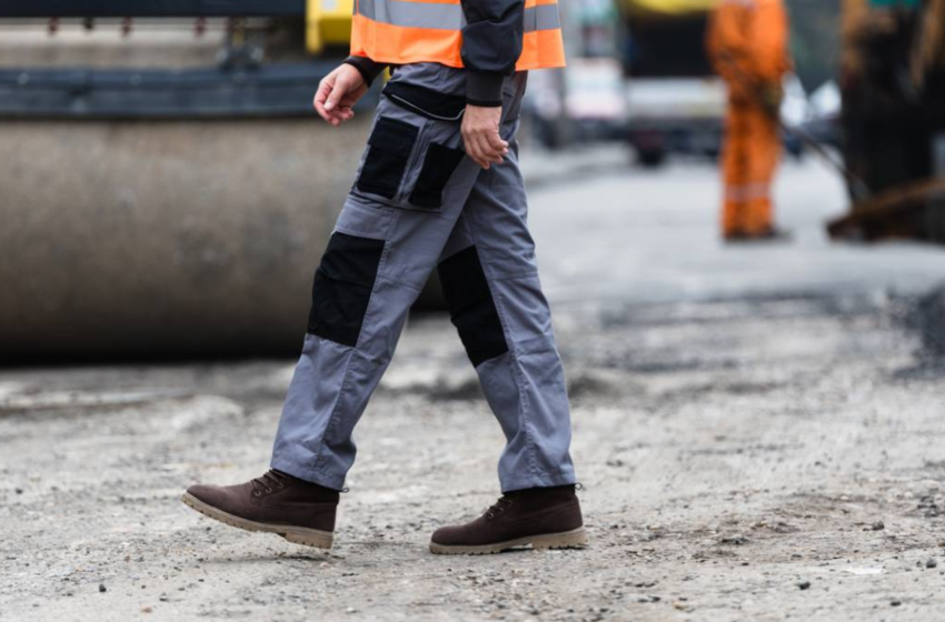  Pourquoi le pantalon de travail est-il essentiel pour les professionnels ?