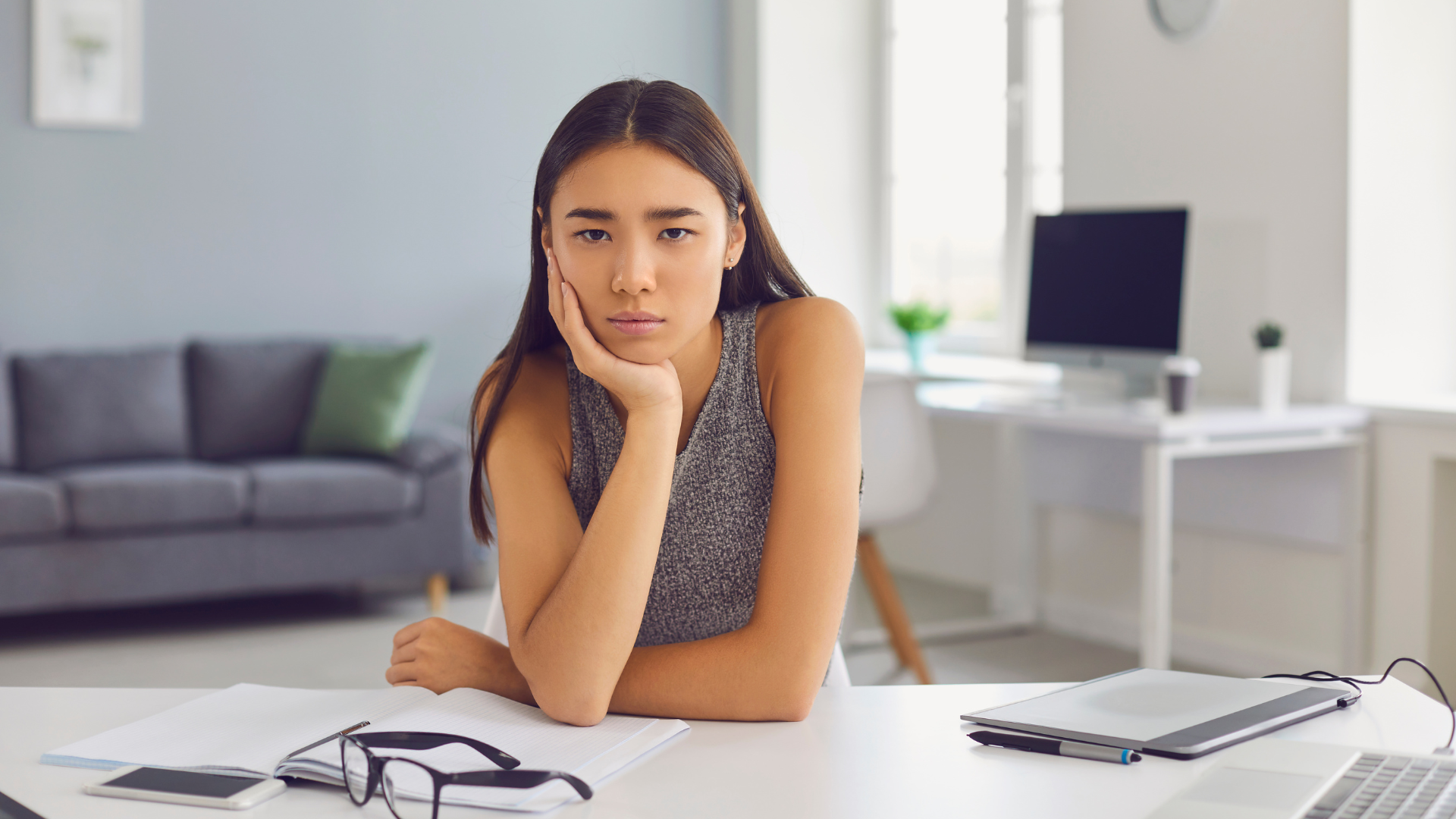  Pourquoi est-il si difficile de trouver un premier emploi ?