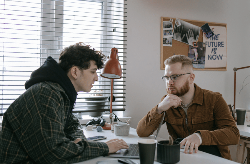 Comment faire un bon feedback : une compétence clé en entreprise