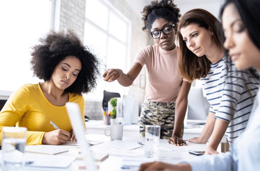 Grand groupe ou petite entreprise : comment faire le bon choix ?