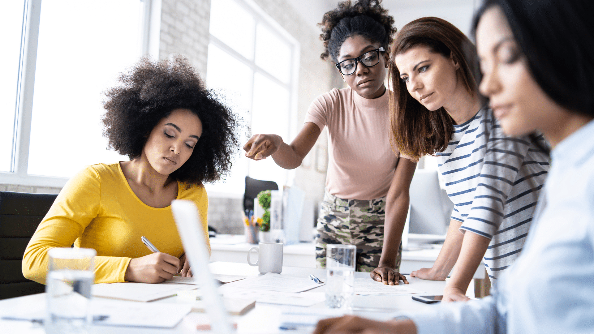 Grand groupe ou petite entreprise : comment faire le bon choix ?