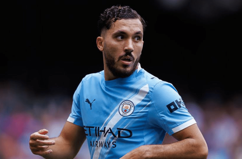 Rayan Cherki : début de carrière, Manchester City, salaire