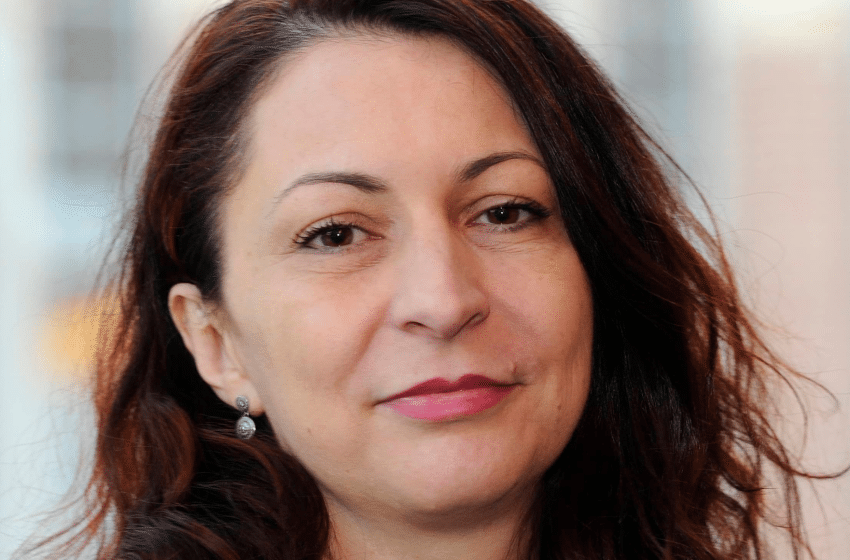 ESCE DIRECTRICE GENERALE