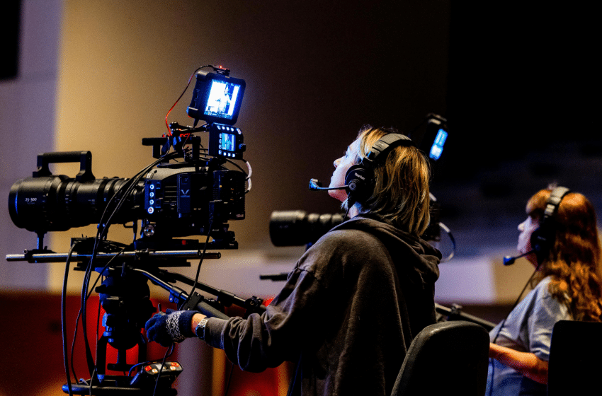 TRAVAILLER DANS LA PRODUCTION