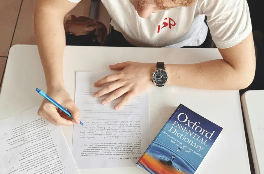 Le TOEIC : grille, niveaux et score à viser