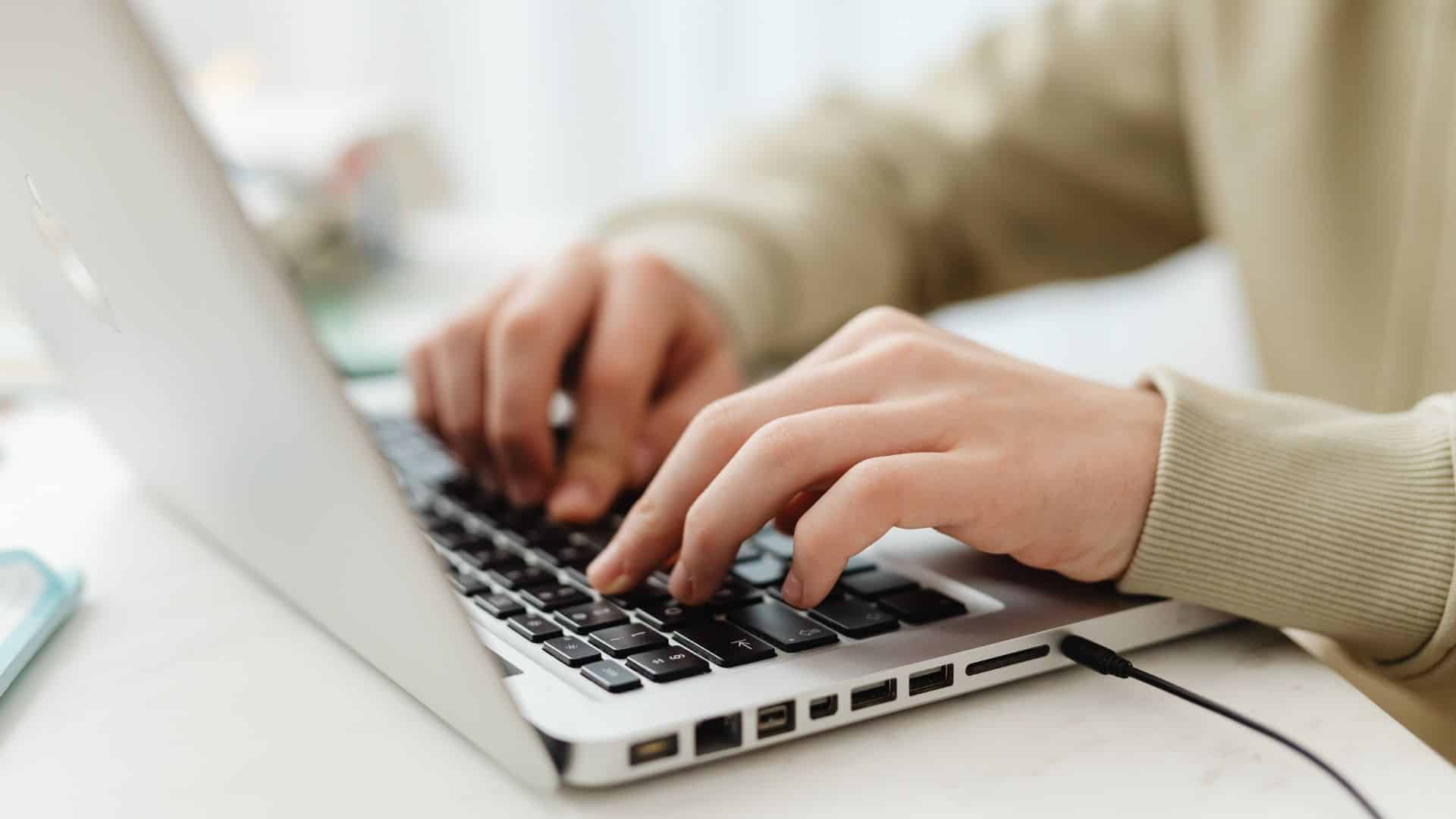 Les meilleurs outils SEO gratuits en 2026 : comparatif complet pour ranker sans budget