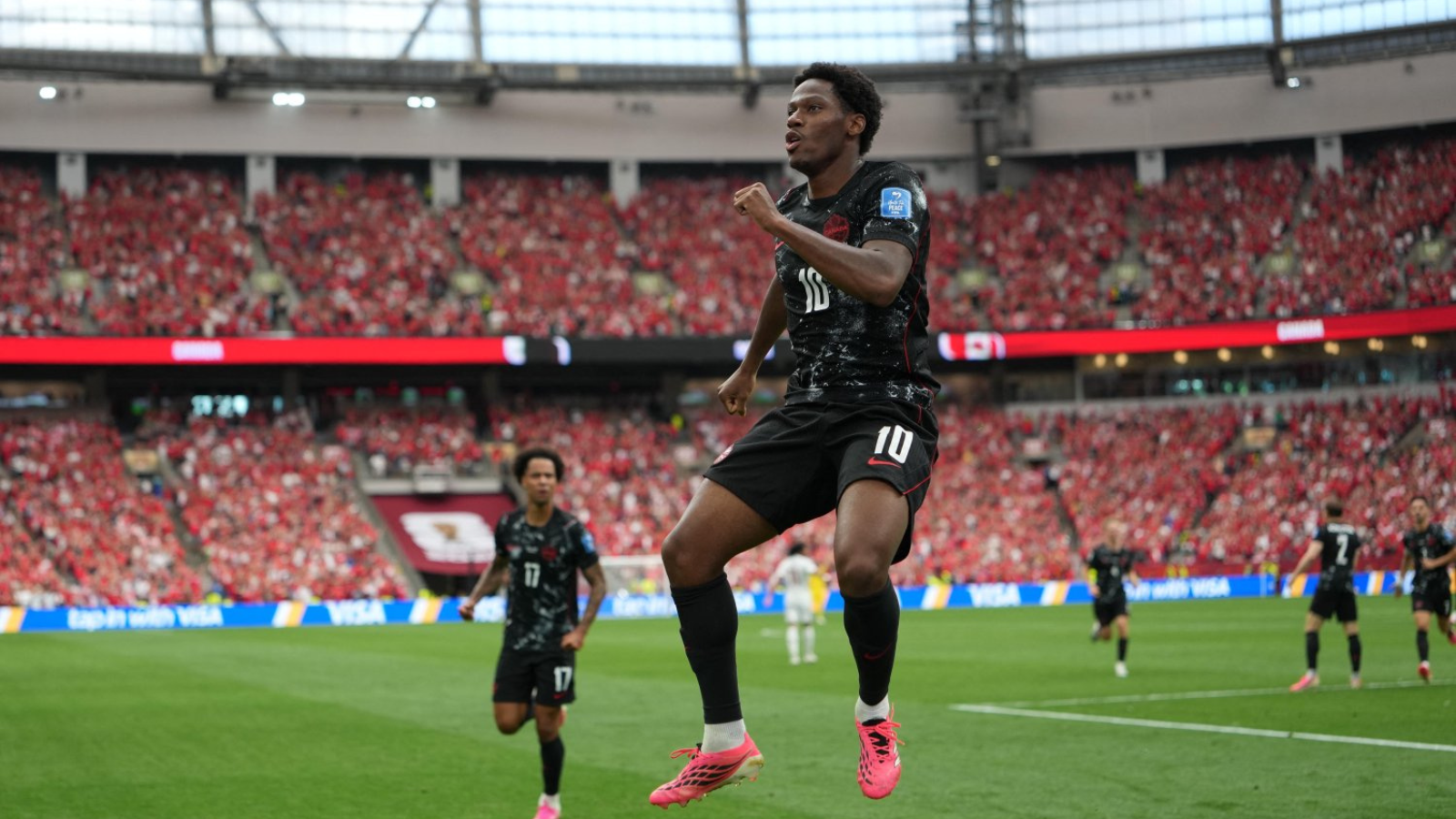  Mondial 2026 : Canada écrase le Qatar 6-0, triplé historique de Jonathan David