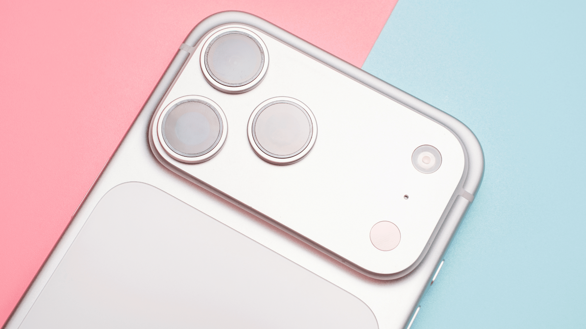 iPhone 18 : ce que disent les rumeurs sur le design, la sortie et le prix