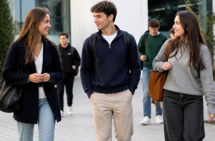  International BBA : Grenoble Ecole de Management · Grenoble & Paris