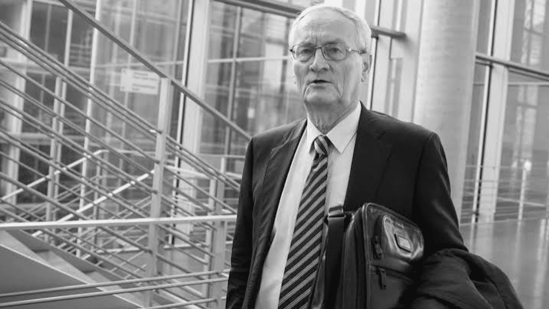 Allemagne : l&rsquo;ex-chef des services secrets August Hanning arrêté pour espionnage