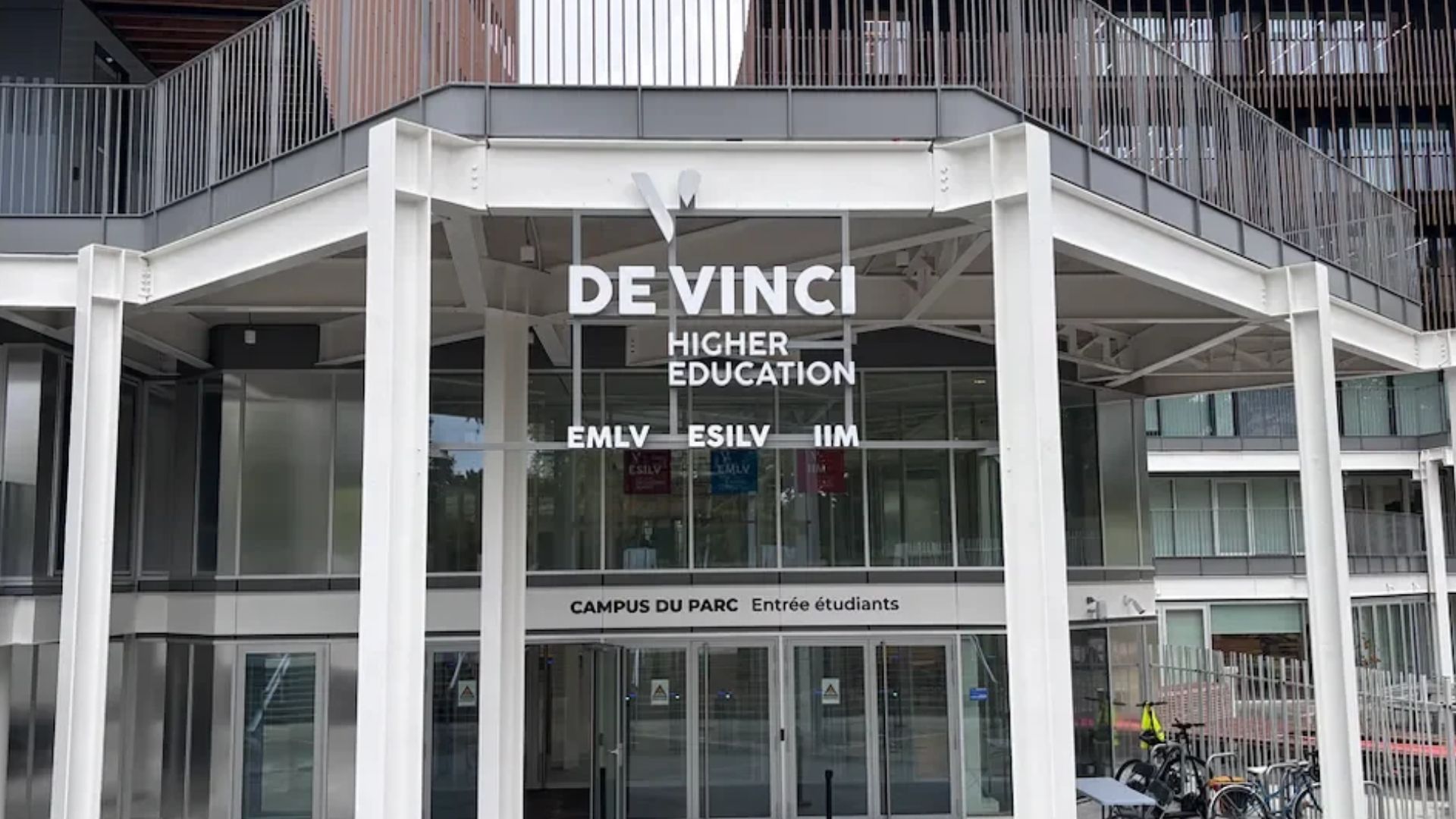  Le Pôle Léonard de Vinci change de nom et devient De Vinci Higher Education
